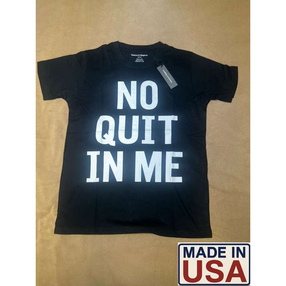 No Quit In Me Black T-Shirt Size L Motivational Graphic Unisex Cotton Tee